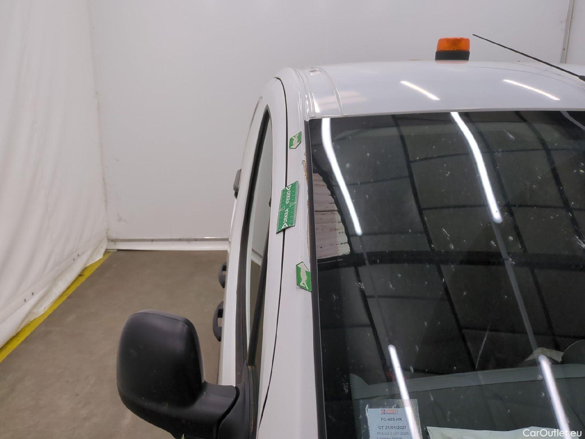  Citroen  Berlingo  Fourgon Club L1 (Court) 1.6 BlueHDi 100CV BVM5 E6 #30