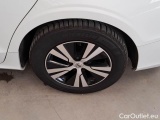  Volvo  V60 VOLVO  / 2018 / 5P / STATION WAGON D3 GEARTRONIC BUSINESS #64