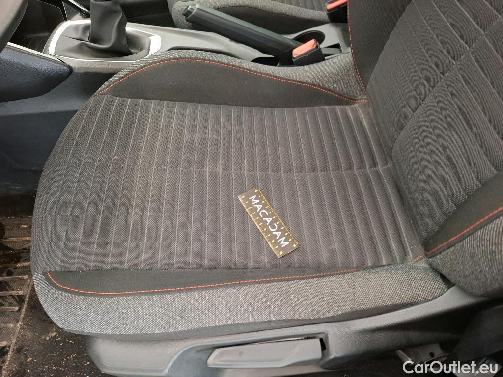  Peugeot  208 PEUGEOT  / 2019 / 5P / Berline PureTech 75 S&S Active Pack #1