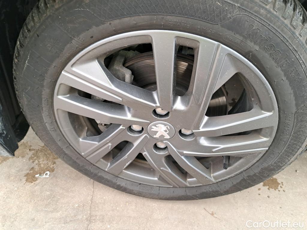  Peugeot  208  Active Business 1.5 HDi 100CV BVM6 E6d #19