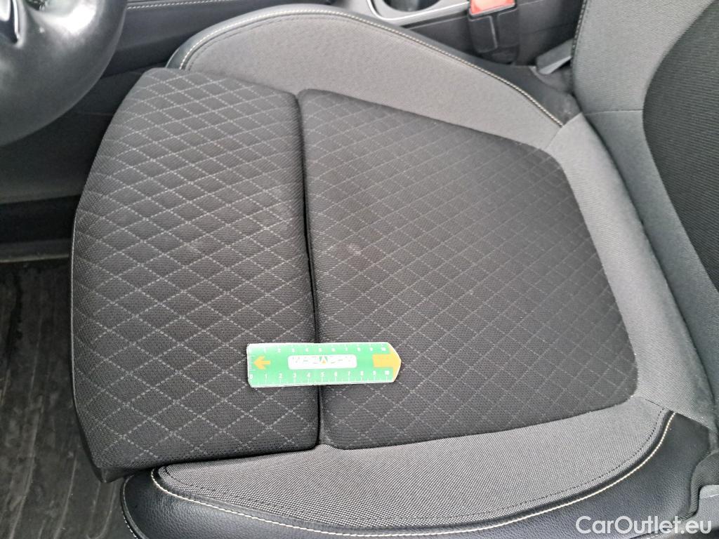  Opel   Grandland X Grandland X Elegance Business 1.5 130CV E6d #3