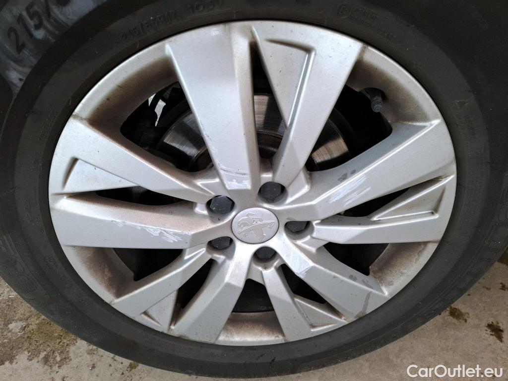  Peugeot  3008  II Active Pack 1.2 PureTech 130CV E6d #11