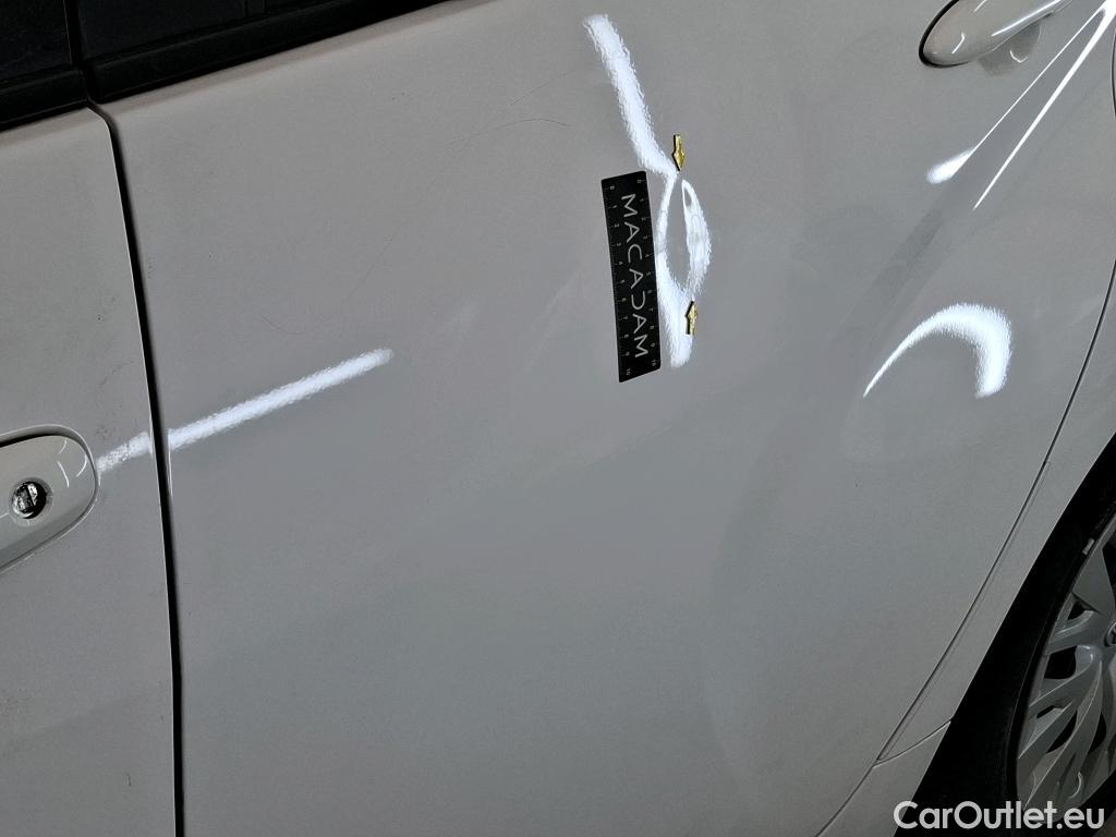  Toyota  Yaris TOYOTA  Hybride / 2019 / 5P / Berline Hybride 116h France Business #14