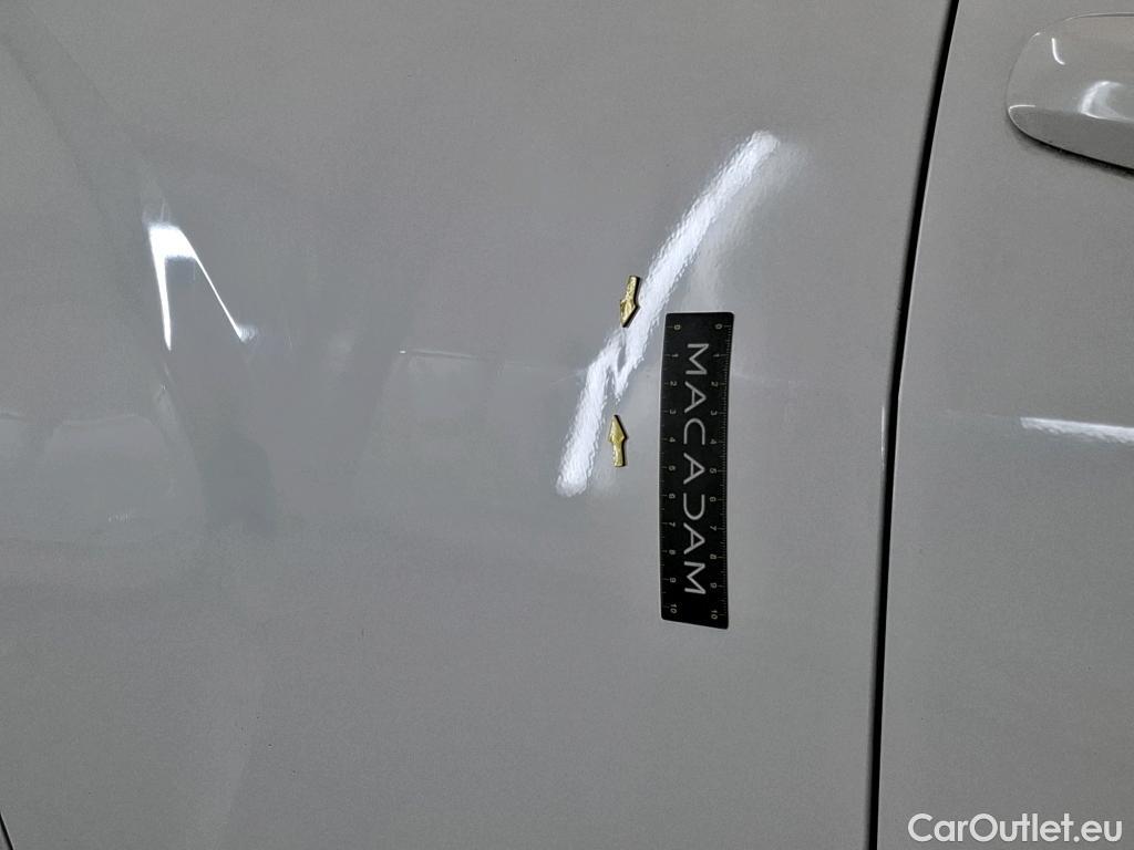  Toyota  Yaris TOYOTA  Hybride / 2019 / 5P / Berline Hybride 116h France Business #29