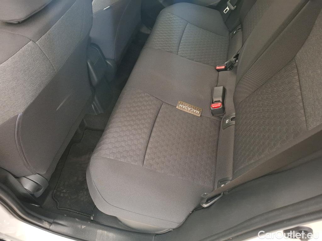  Toyota  Yaris TOYOTA  Hybride / 2019 / 5P / Berline Hybride 116h France Business #37