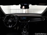  Alfa Romeo   STELVIO ALFA ROMEO / 2017 / 5P / SUV 2.2 TD 190 CV SUPER BUSINESS AT8 Q4 #3