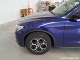  Alfa Romeo   STELVIO ALFA ROMEO / 2017 / 5P / SUV 2.2 TD 190 CV SUPER BUSINESS AT8 Q4 #90