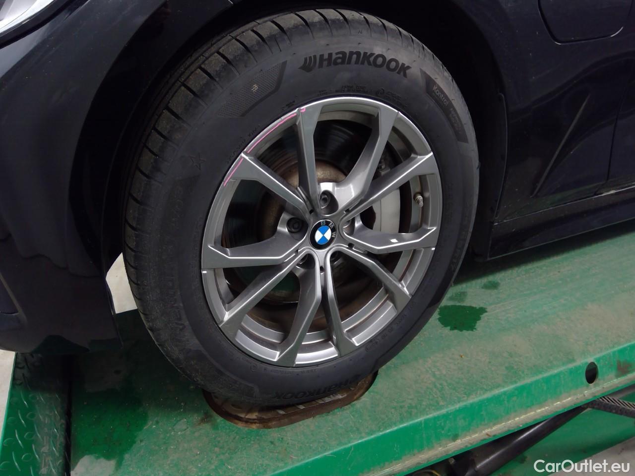  Bmw  Serie 3 330e Touring xDrive Connec.Aut #3