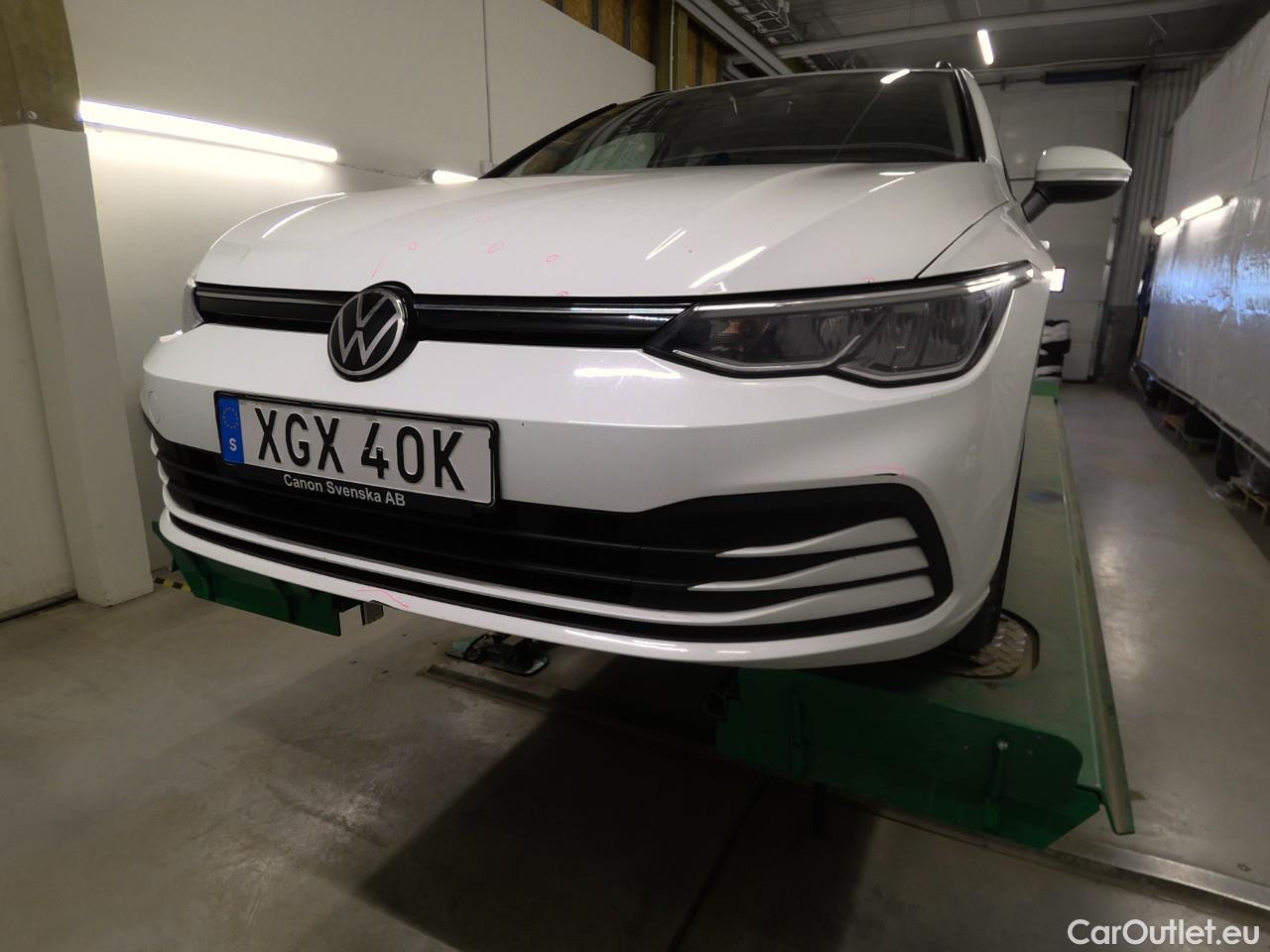  Volkswagen  Golf  SC 1.5 eTSI 130 Aut #1