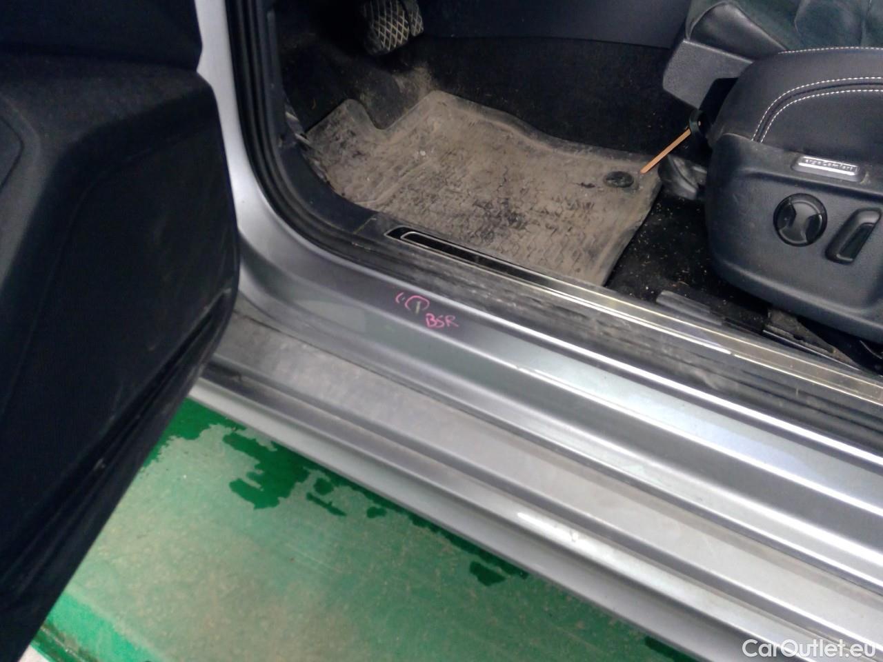  Volkswagen  Passat Pass.SC TDI 200 GT 4M Ex.E.Aut #4