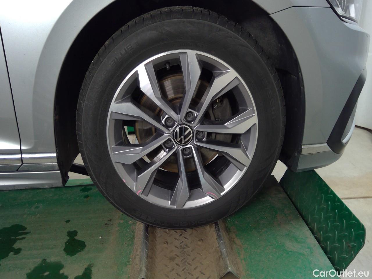  Volkswagen  Passat Pass.SC TDI 200 GT 4M Ex.E.Aut #22