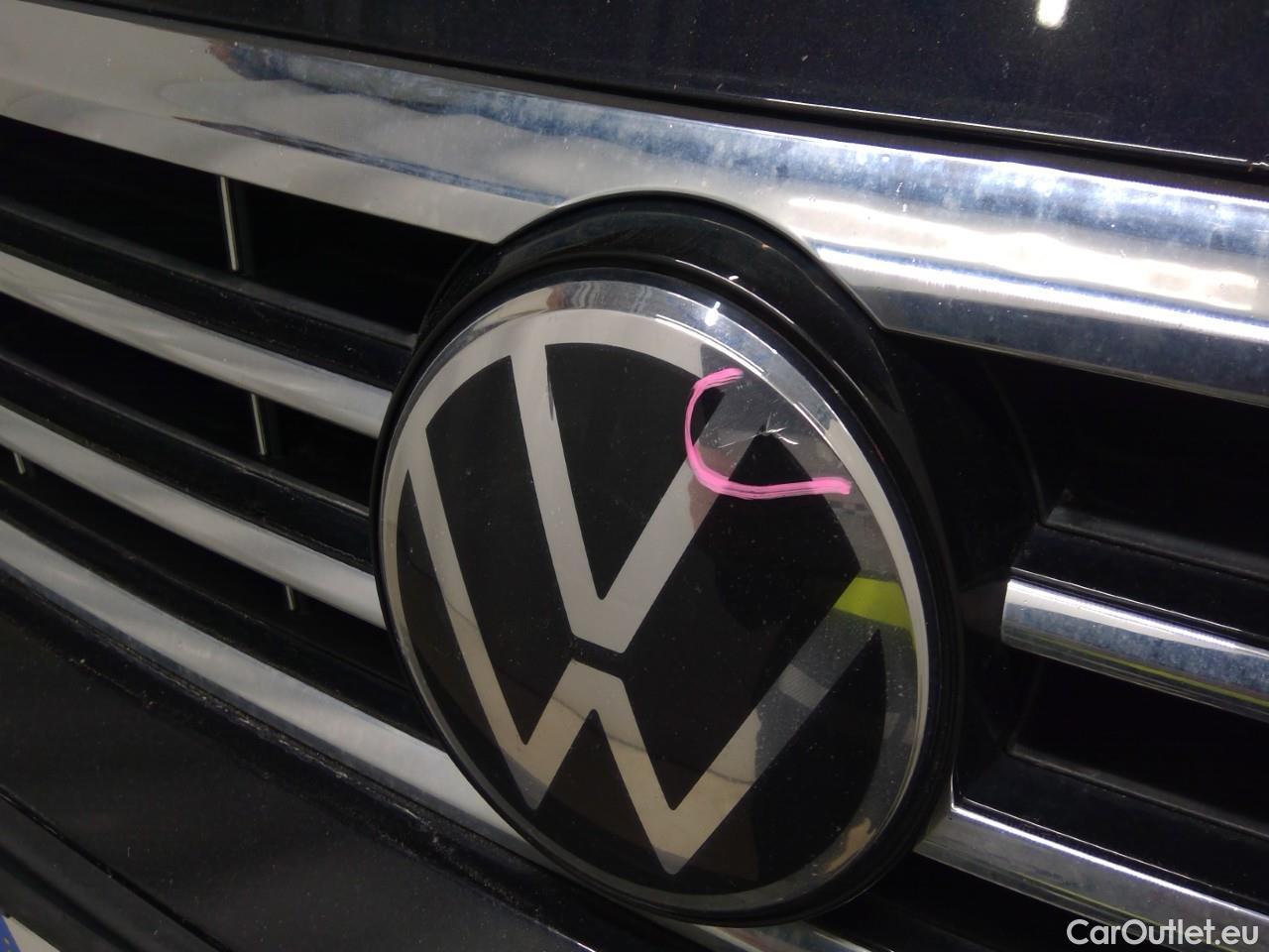  Volkswagen  Passat Pass.SC TDI 200 GT 4M Ex.E.Aut #46
