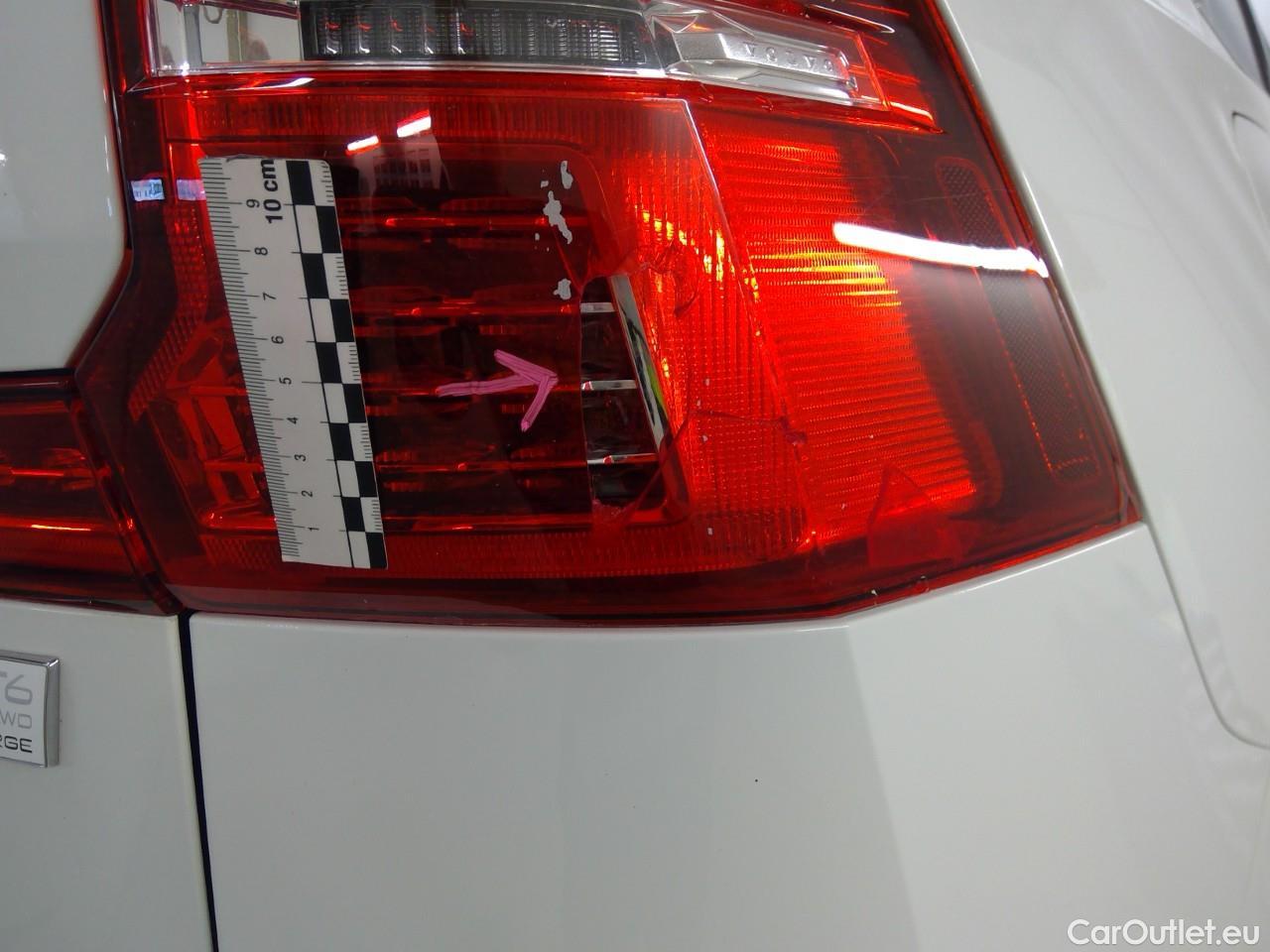  Volvo  XC60  T6 340 Ins. Expr. 4WD Aut #25