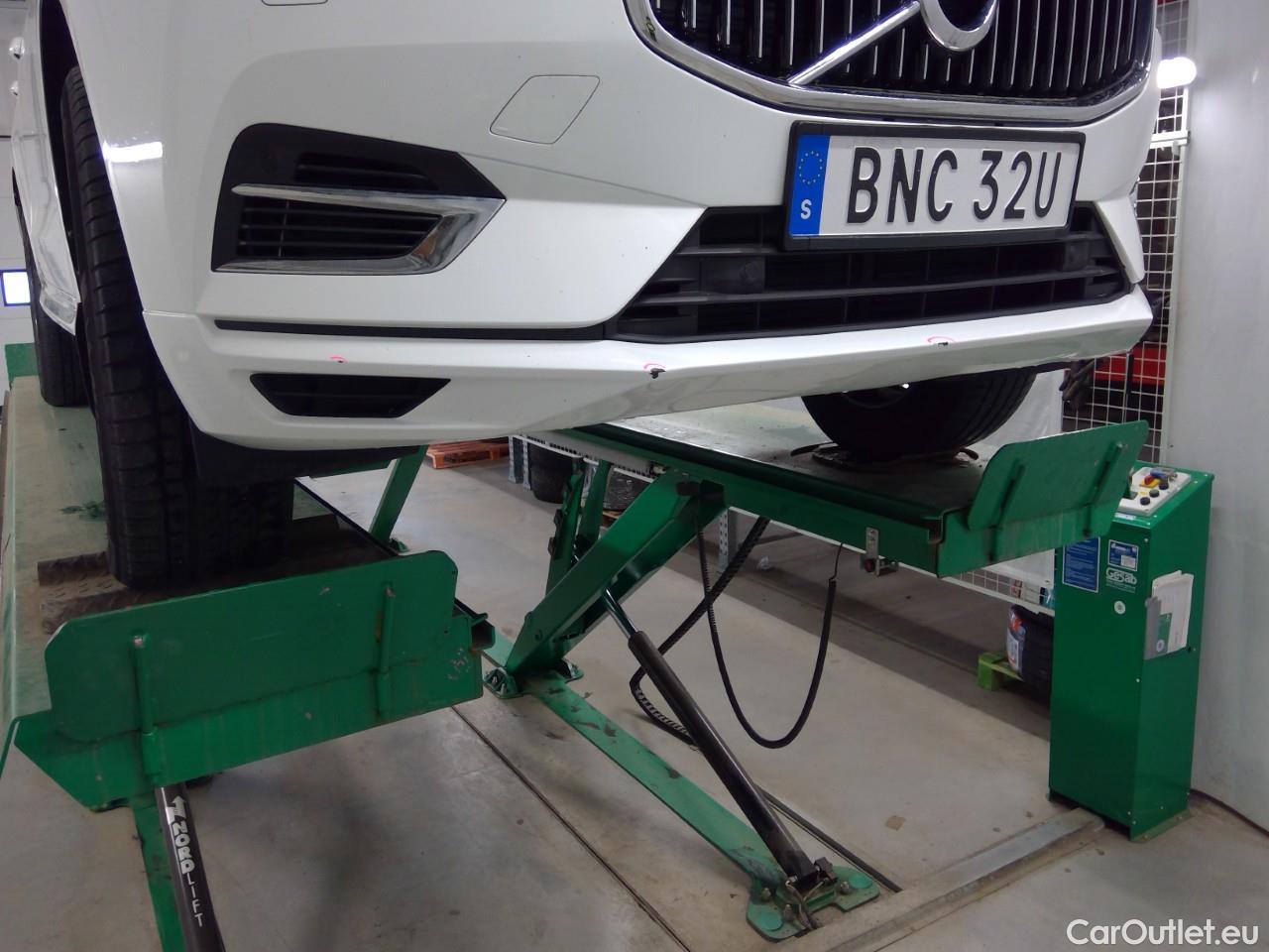  Volvo  XC60  T6 340 Ins. Expr. 4WD Aut #6