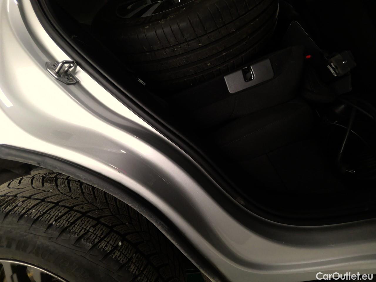  Volvo  XC60  T6 340 Ins. Expr. 4WD Aut #24