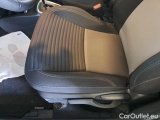  Toyota  Yaris TOYOTA  / 2017 / 5P / BERLINA 1.5 HYBRID BUSINESS #12
