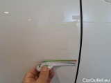  Toyota  Yaris TOYOTA  / 2017 / 5P / BERLINA 1.5 HYBRID BUSINESS #47