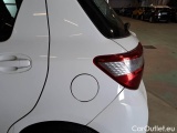  Toyota  Yaris TOYOTA  / 2017 / 5P / BERLINA 1.5 HYBRID BUSINESS #71