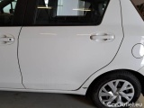  Toyota  Yaris TOYOTA  / 2017 / 5P / BERLINA 1.5 HYBRID BUSINESS #74