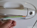  Toyota  Yaris TOYOTA  / 2017 / 5P / BERLINA 1.5 HYBRID BUSINESS #80