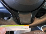  Toyota  Yaris TOYOTA  / 2017 / 5P / BERLINA 1.5 HYBRID BUSINESS #98