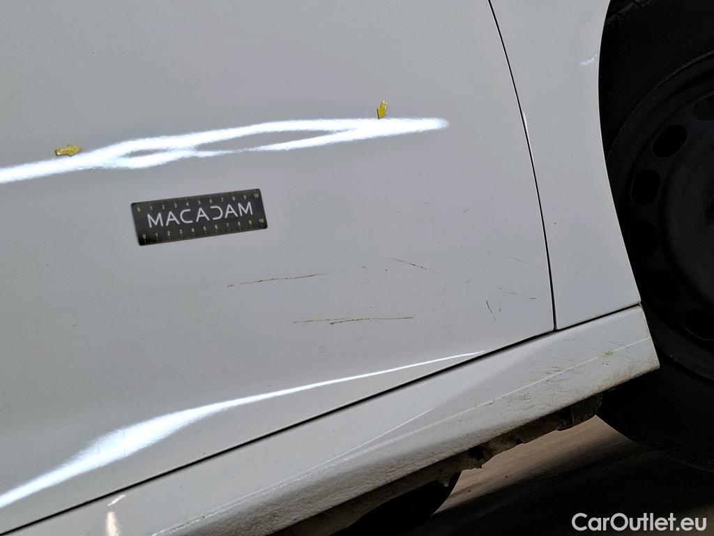  Peugeot  208  Premium 1.5 HDi 100CV BVM6 E6d #3