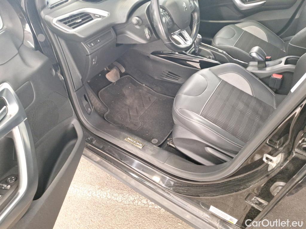  Peugeot  2008  Allure Business 1.5 HDi 120CV BVA6 E6dT #4