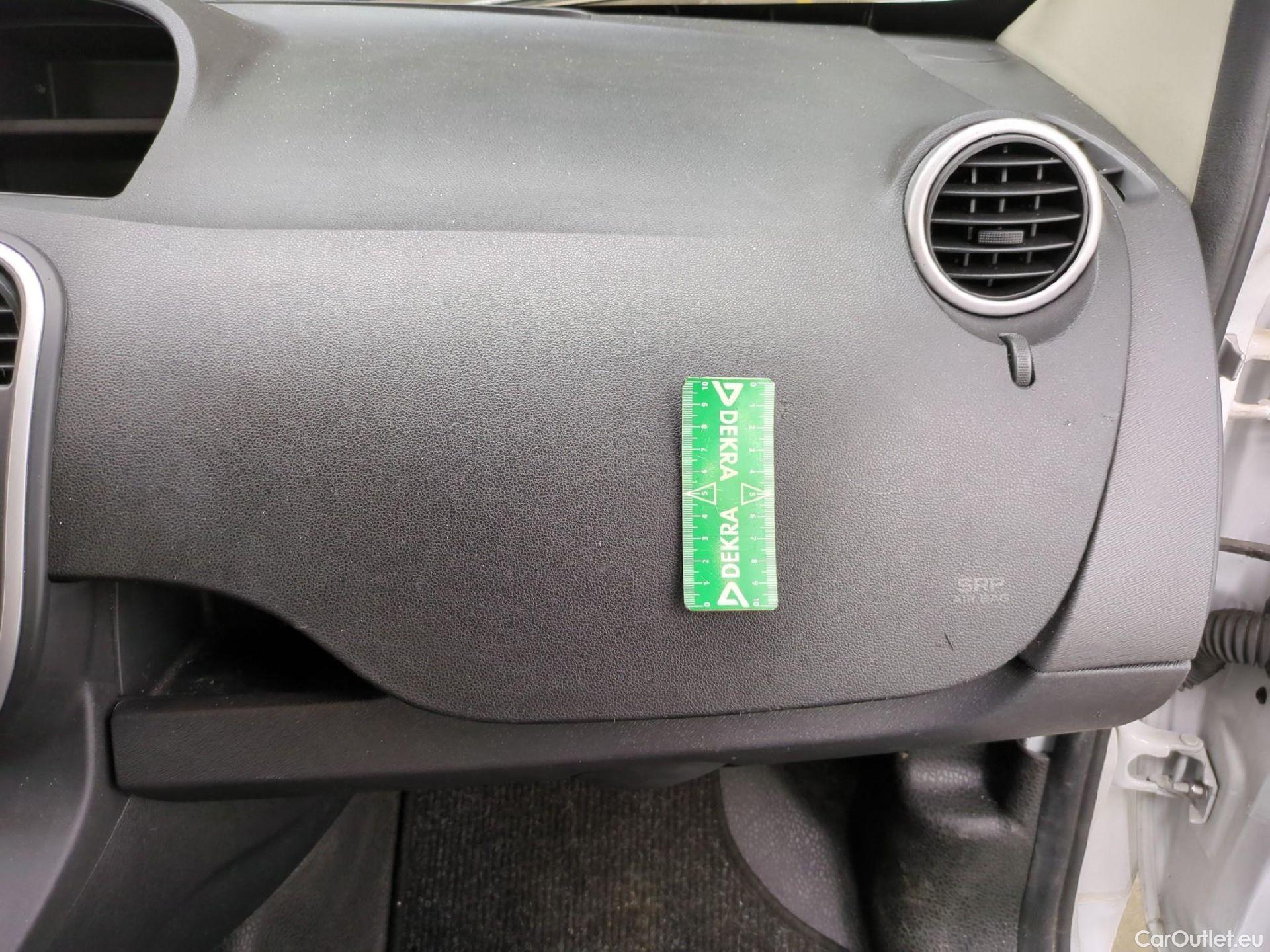  Renault  Kangoo  Express Grand Confort (L1) 1.5 dCi 90CV BVM5 E6 #3