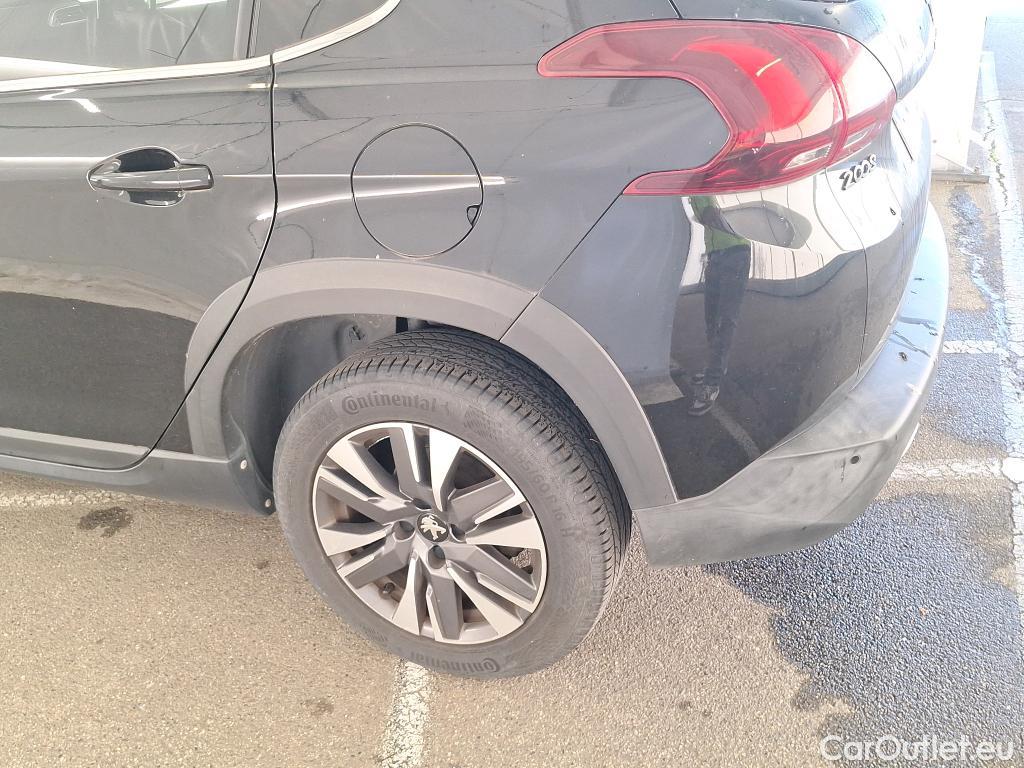 Peugeot  2008  Allure Business 1.5 HDi 120CV BVA6 E6dT #31