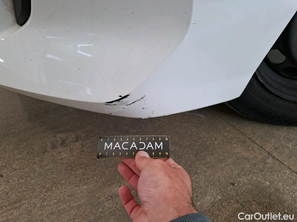  Peugeot  208  Premium 1.5 HDi 100CV BVM6 E6d #9