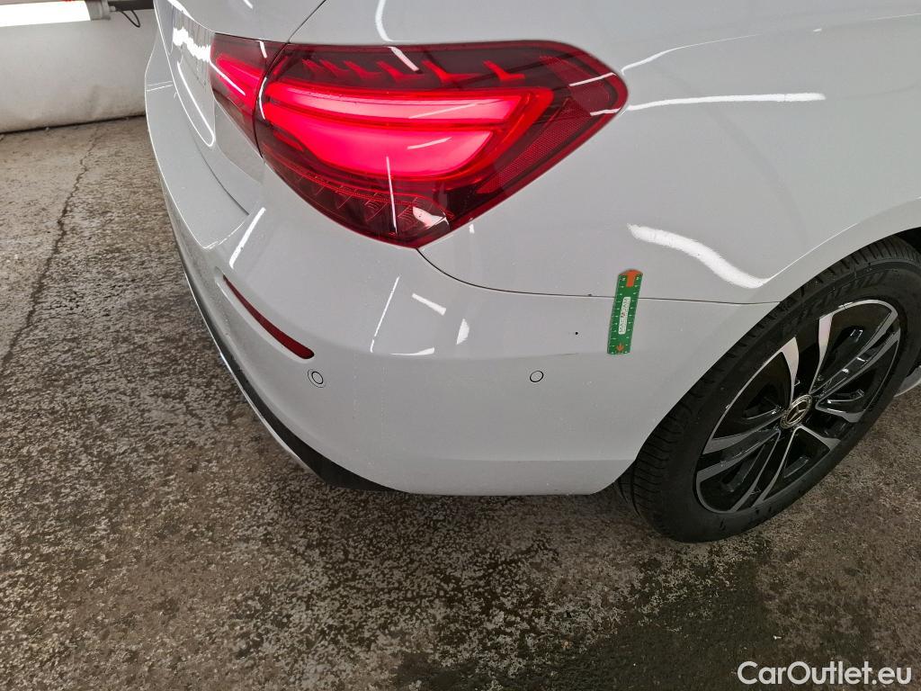  Mercedes  A-Klasse MERCEDES-BENZ Classe A Berline / 2022 / 4P / Berline A 180 d Business Line 8G-DCT #1