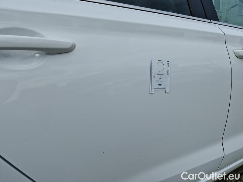 Hyundai  i30   cw (PD)(2017->)  kom.1.6CRDi 115 Smart #24