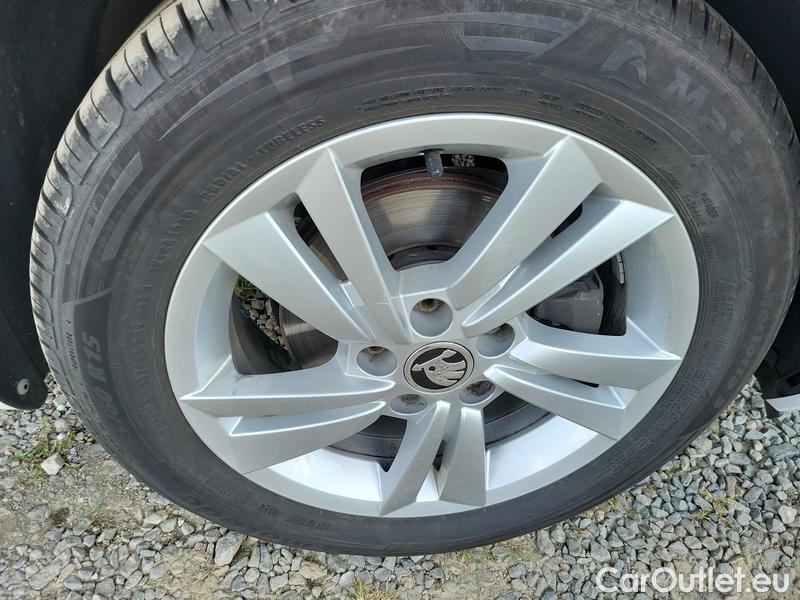  Skoda  Fabia  Combi (2015) Com.1.0TSI 70 Ambition 5d #6