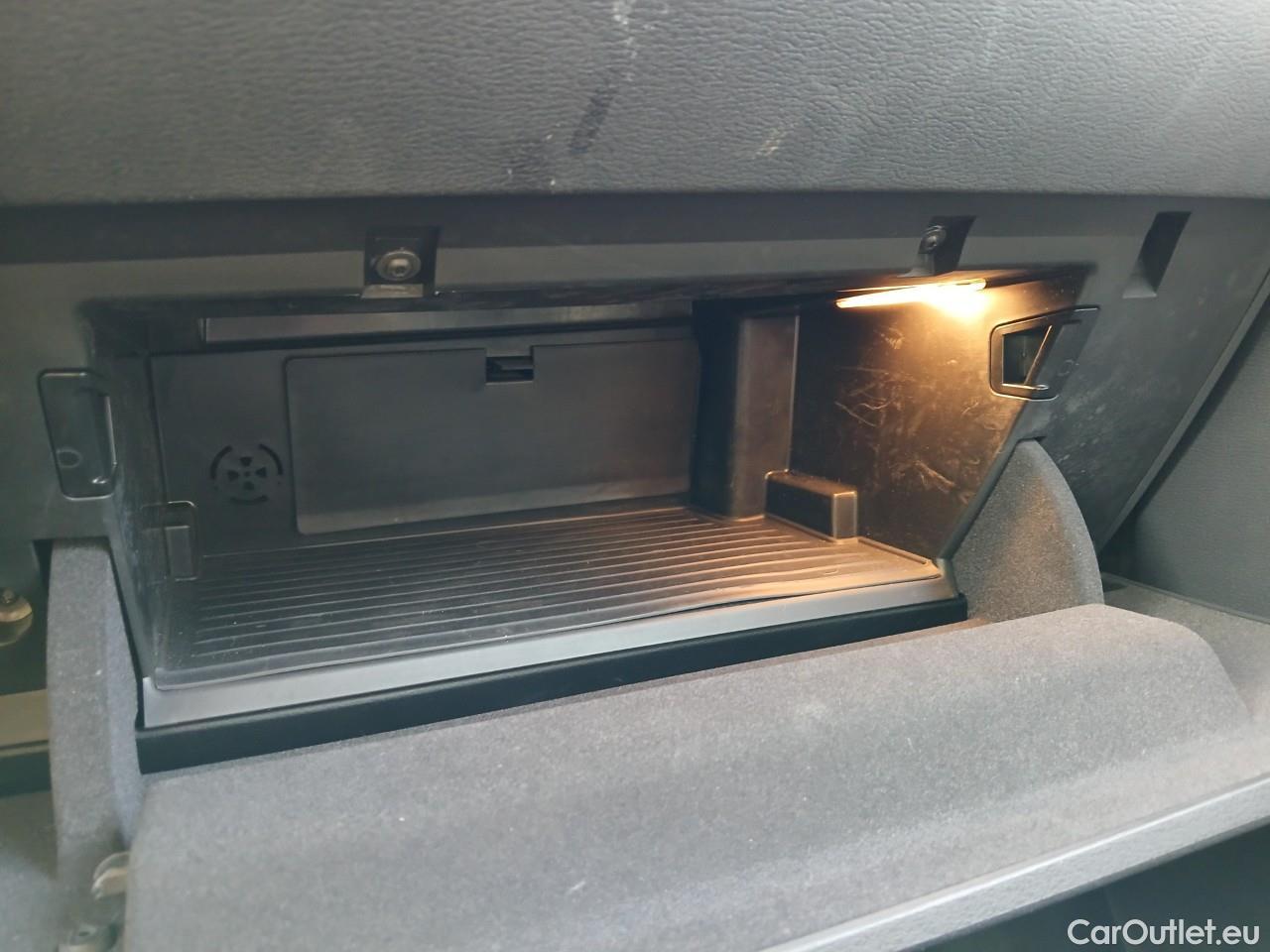  Bmw  X1 BMW  / 2019 / 5P / todoterreno sDrive18d #2