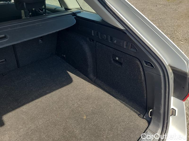  Skoda  Superb  Combi (3V5)(2015) Sup.C.1.4 PHEV 160 Style AT #13