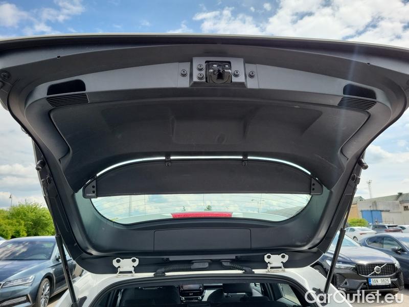  Toyota  Corolla  TouringSports (E21) (2019)  TS 1.8Hyb. Active AT #9