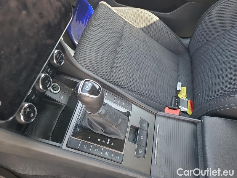  Skoda  Superb  Combi (3V5)(2015) Sup.C.1.4 PHEV 160 Style AT #17