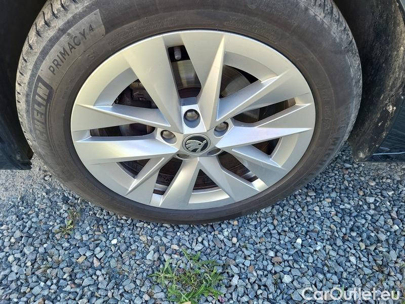  Skoda  Octavia  Lim. (NX3)(2020)  2.0TDI 85 Style AT #3