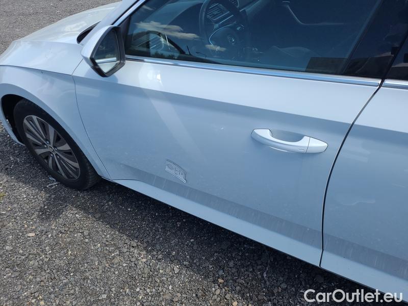  Skoda  Superb  Combi (3V5)(2015) Sup.C.1.4 PHEV 160 Style AT #4