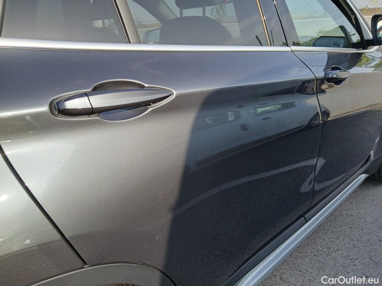  Bmw  X1 BMW  / 2019 / 5P / todoterreno sDrive18d #19