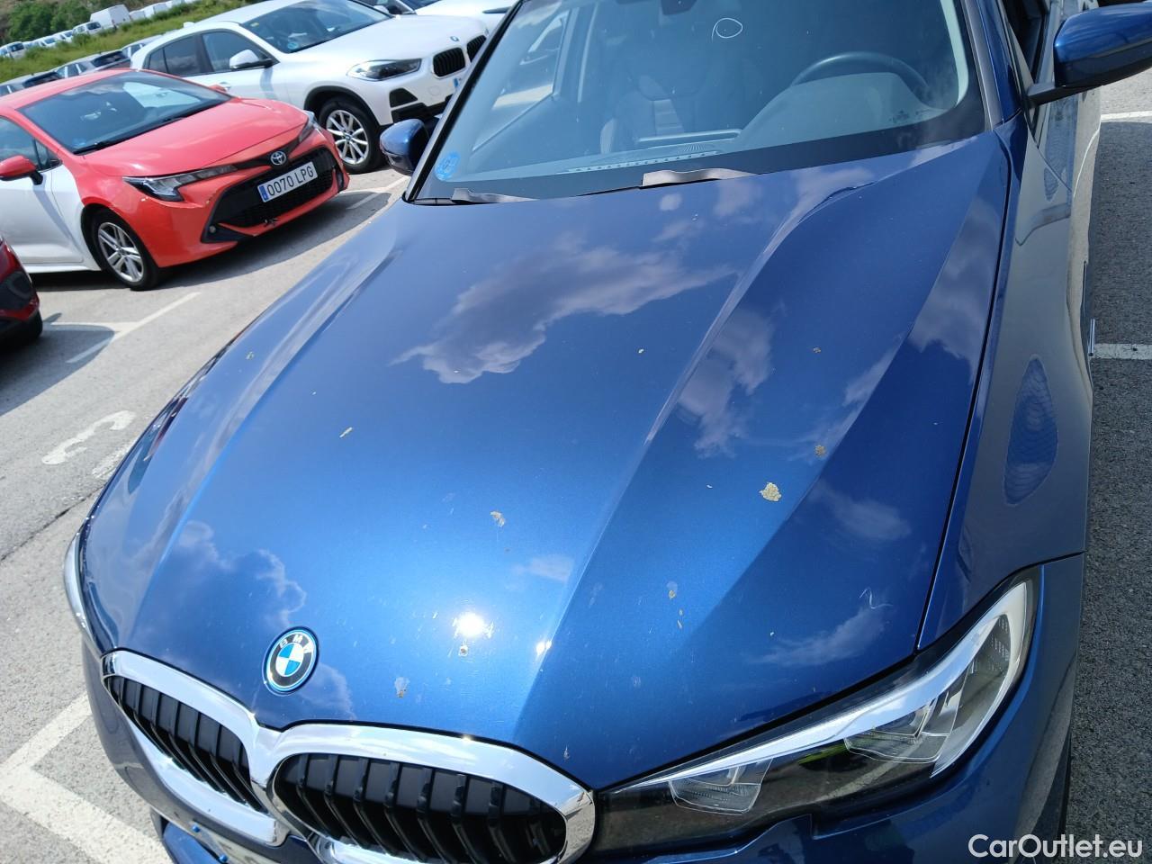  Bmw  Serie 3 BMW  / 2019 / 5P / familiar 330e xDrive Touring #12