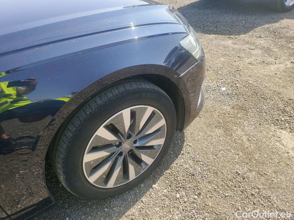  Audi  A6 AUDI  / 2018 / 5P / familiar Avant Design 40 TDI 150kW (204CV) S tro. #3