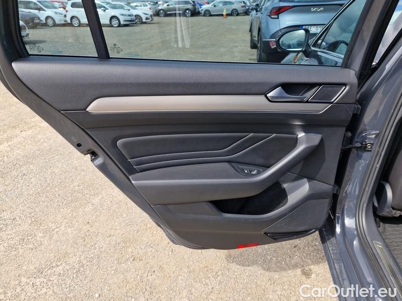  Volkswagen  Passat  Variant (CB5) (2019) Pas.Var.2.0TDI 140 Eleg. 4M AT #16