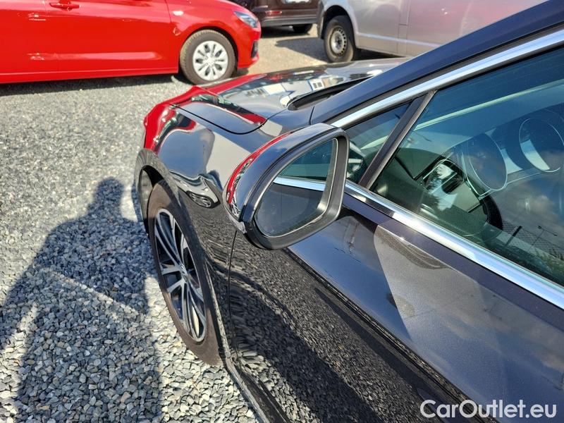  Volkswagen  Passat  Variant (CB5) (2019) Pas.Var.2.0TDI 140 Highline AT #6