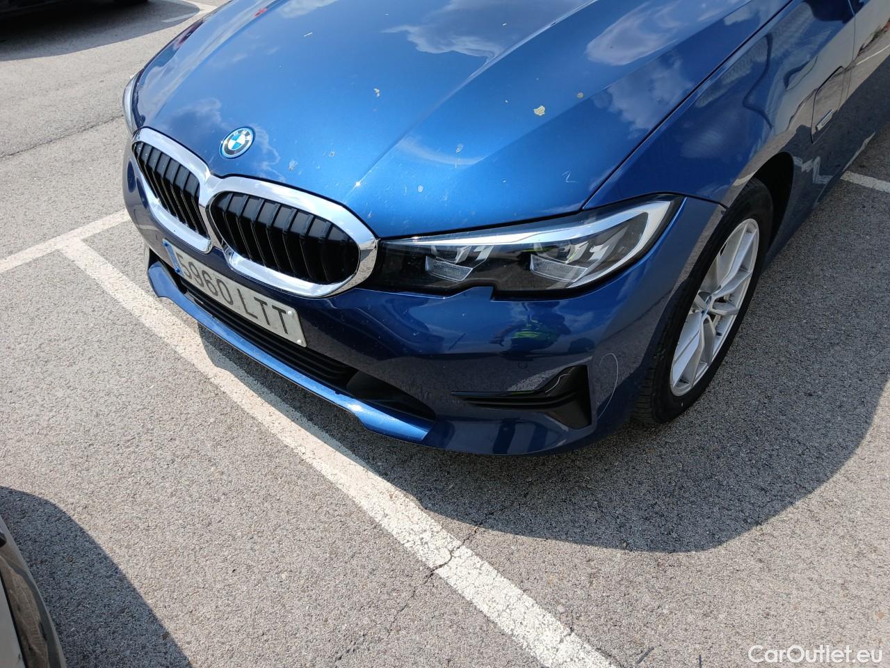  Bmw  Serie 3 BMW  / 2019 / 5P / familiar 330e xDrive Touring #11