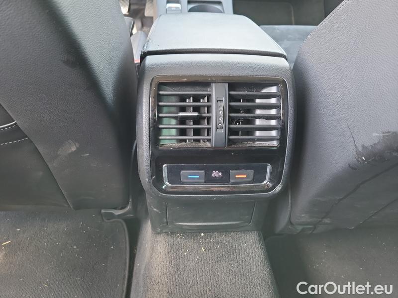 Volkswagen  Passat  Variant (CB5) (2019) Pas.Var.2.0TDI 140 Highline AT #27