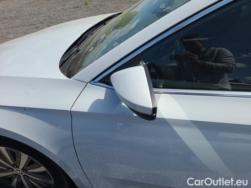  Skoda  Superb  Combi (3V5)(2015) Sup.C.1.4 PHEV 160 Style AT #5