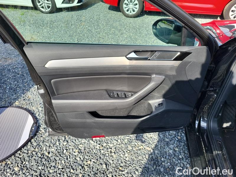  Volkswagen  Passat  Variant (CB5) (2019) Pas.Var.2.0TDI 140 Highline AT #18