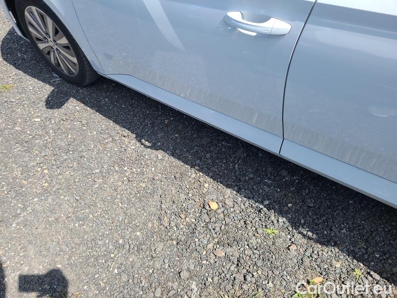  Skoda  Superb  Combi (3V5)(2015) Sup.C.1.4 PHEV 160 Style AT #15