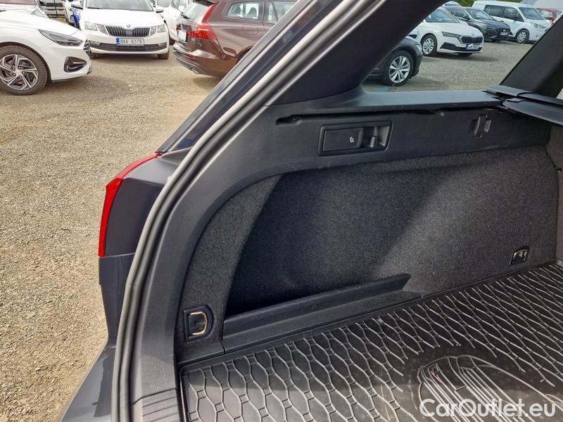  Volkswagen  Passat  Variant (CB5) (2019) Pas.Var.2.0TDI 140 Eleg. 4M AT #23